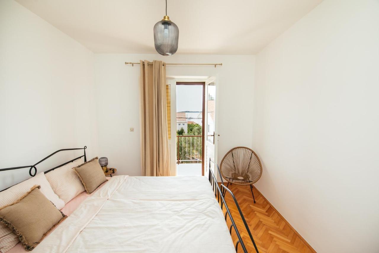 Apartment Michelin Primosten Exterior photo