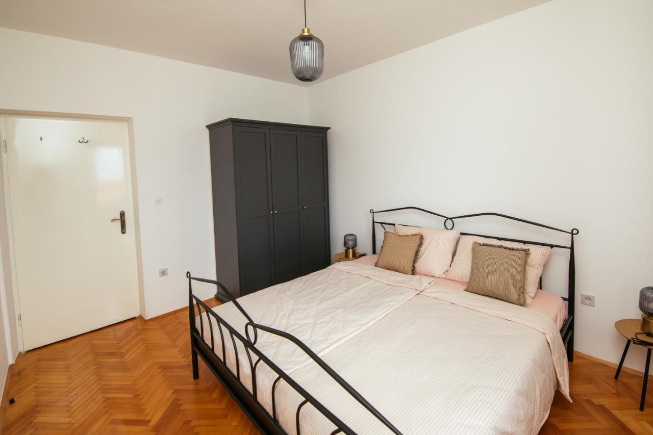 Apartment Michelin Primosten Exterior photo